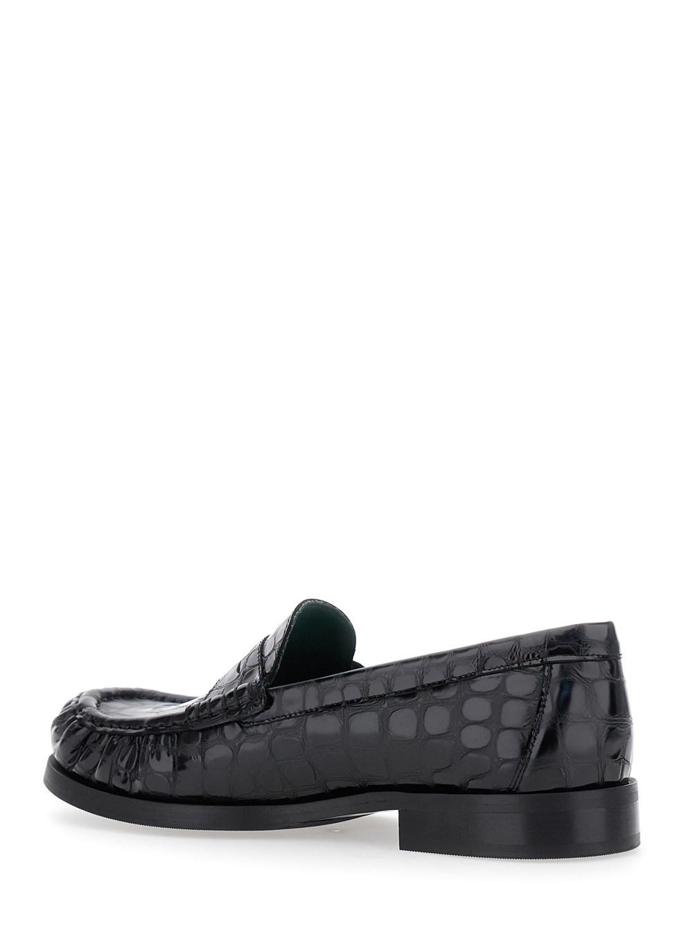 Vinny's 'ogee' black loafers with almond toe and embossed